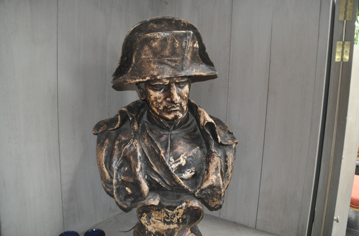 Napoleon buste terracotta getekend Goldschneider
